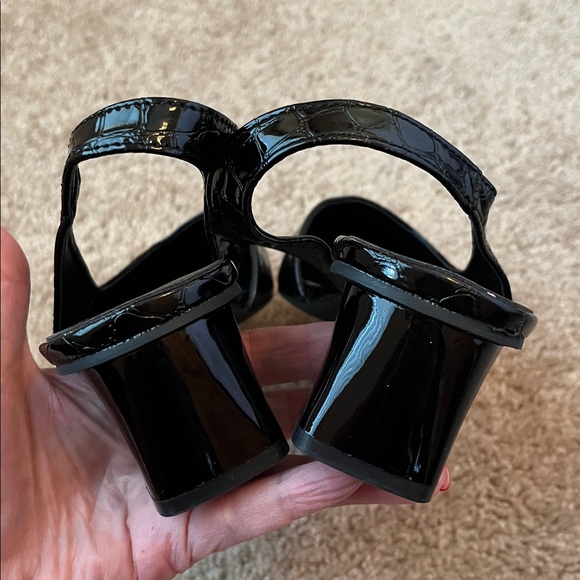 NWT Bareroots Embossed Slingbacks - Picture 4 of 7